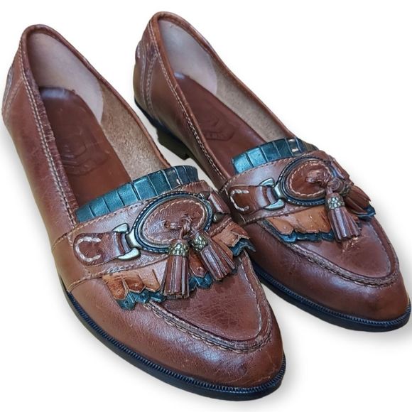 Vintage Fredelle Academia Brown Leather Loafers fits like a size 7-7.5 - Picture 3 of 8